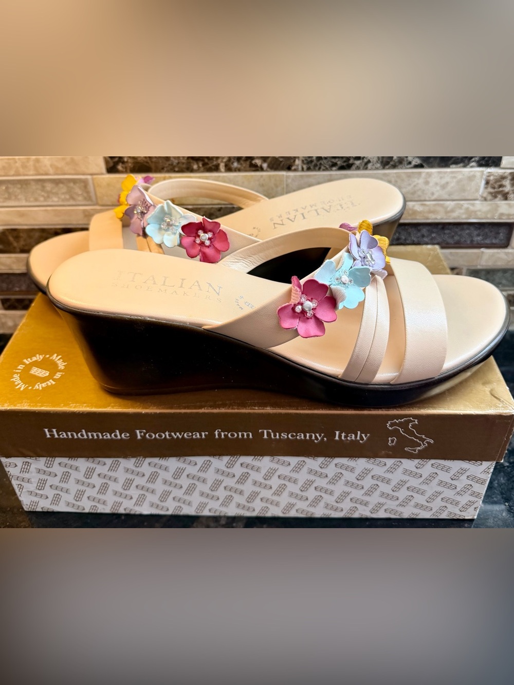 Italian Shoemakers Nude Slide Wedge Sandals with Multicolor Floral Appliqués - Picture 2 of 11